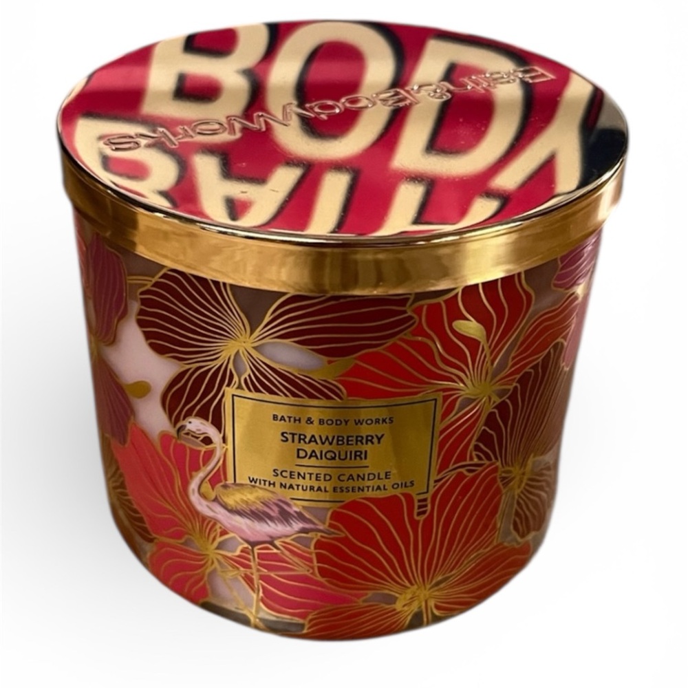 Bath and Body Works Strawberry Daiquiri 3-Wick Candle